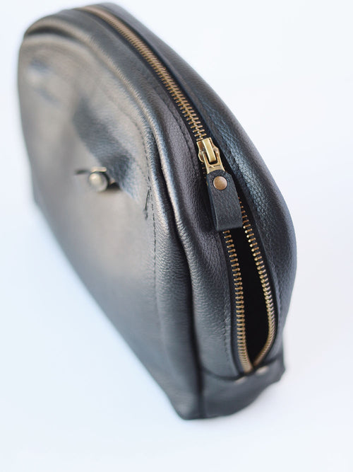 DOUGLAS Toiletry Bag - Black